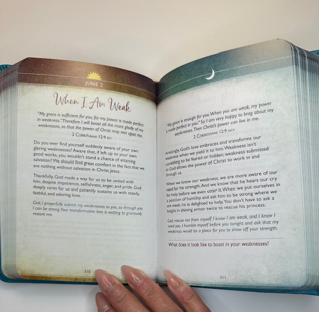 Be Strong & Courageous - Morning & Evening Devotional